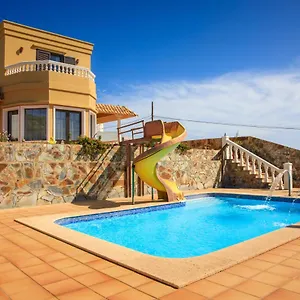 villa-las-cuevas-tias.in-canary-islands.com/